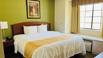 Pillow-top beds, desk, iron/ironing board, free cots/infant beds