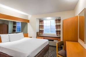 Studio Suite, 1 King Bed, Non Smoking | Premium bedding, pillowtop beds, individually furnished, desk