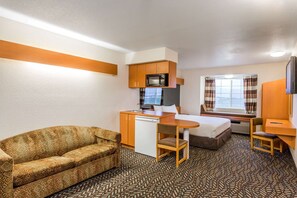 Studio Suite, 1 King Bed, Non Smoking | Premium bedding, pillowtop beds, individually furnished, desk