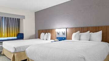 Room, 2 Queen Beds, Non Smoking