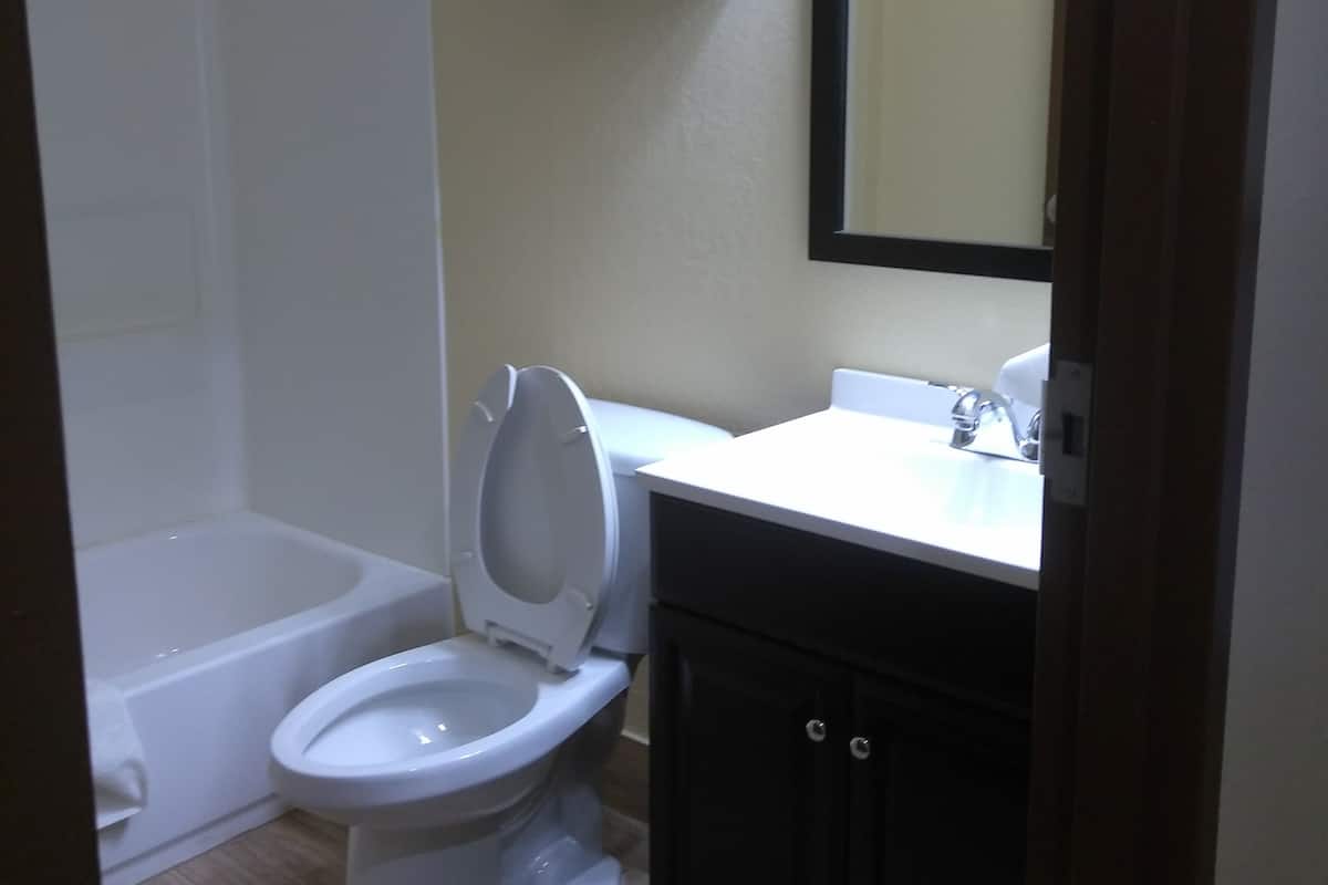 room | bathroom | free toiletries, hair dryer, towels