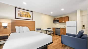 Desk, iron/ironing board, free WiFi, bed sheets