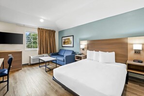 مكتب ومكواة/لوح كي وواي فاي مجانًا وملاءات أسرّة