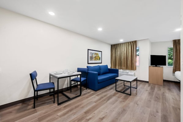 Desk, iron/ironing board, free WiFi, bed sheets