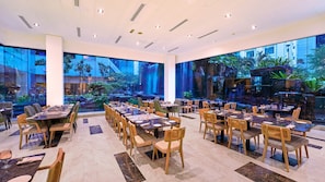 5 restaurants, breakfast, lunch, dinner served; Chinese cuisine