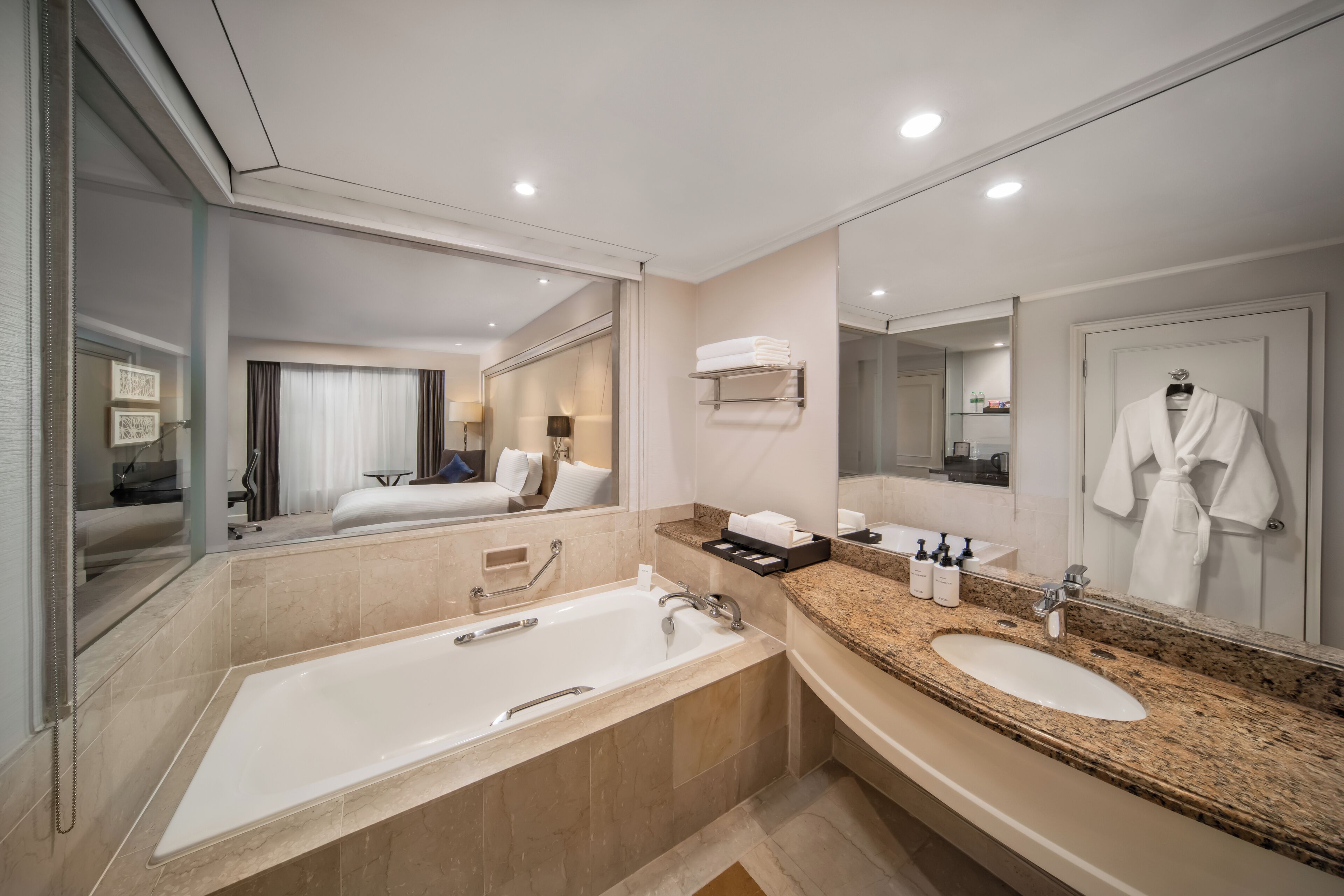 classic room, 2 single beds, city view (super single) | bathroom | rainfall showerhead, free toiletries, hair dryer, bathrobes