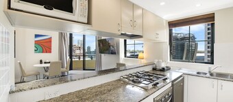 YEHS Hotel Sydney Harbour Suites