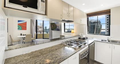 YEHS Hotel Sydney Harbour Suites