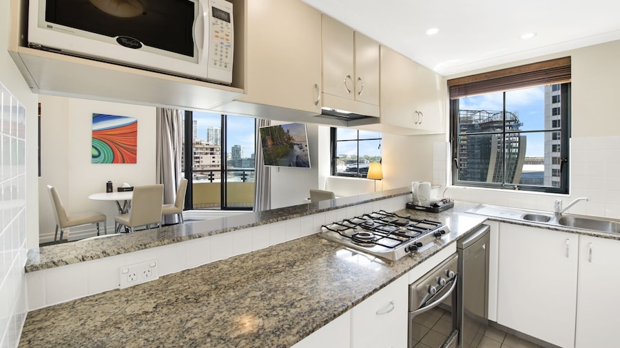 YEHS Hotel Sydney Harbour Suites