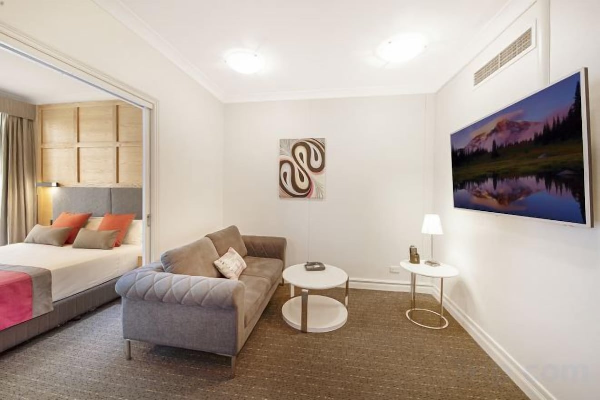 Living area | 40-inch LCD TV with digital channels, TV