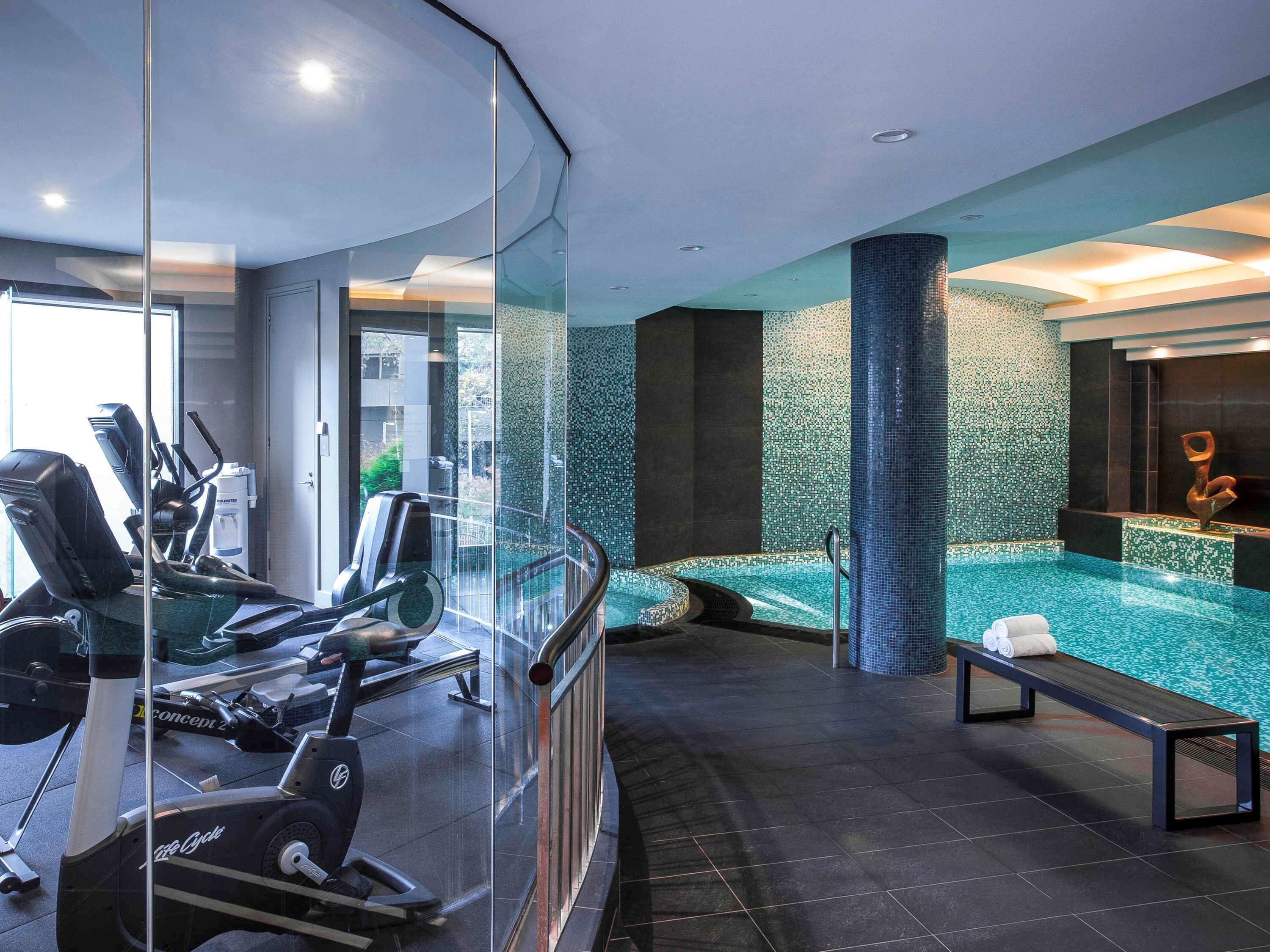 Quay West Suites Melbourne — image 24