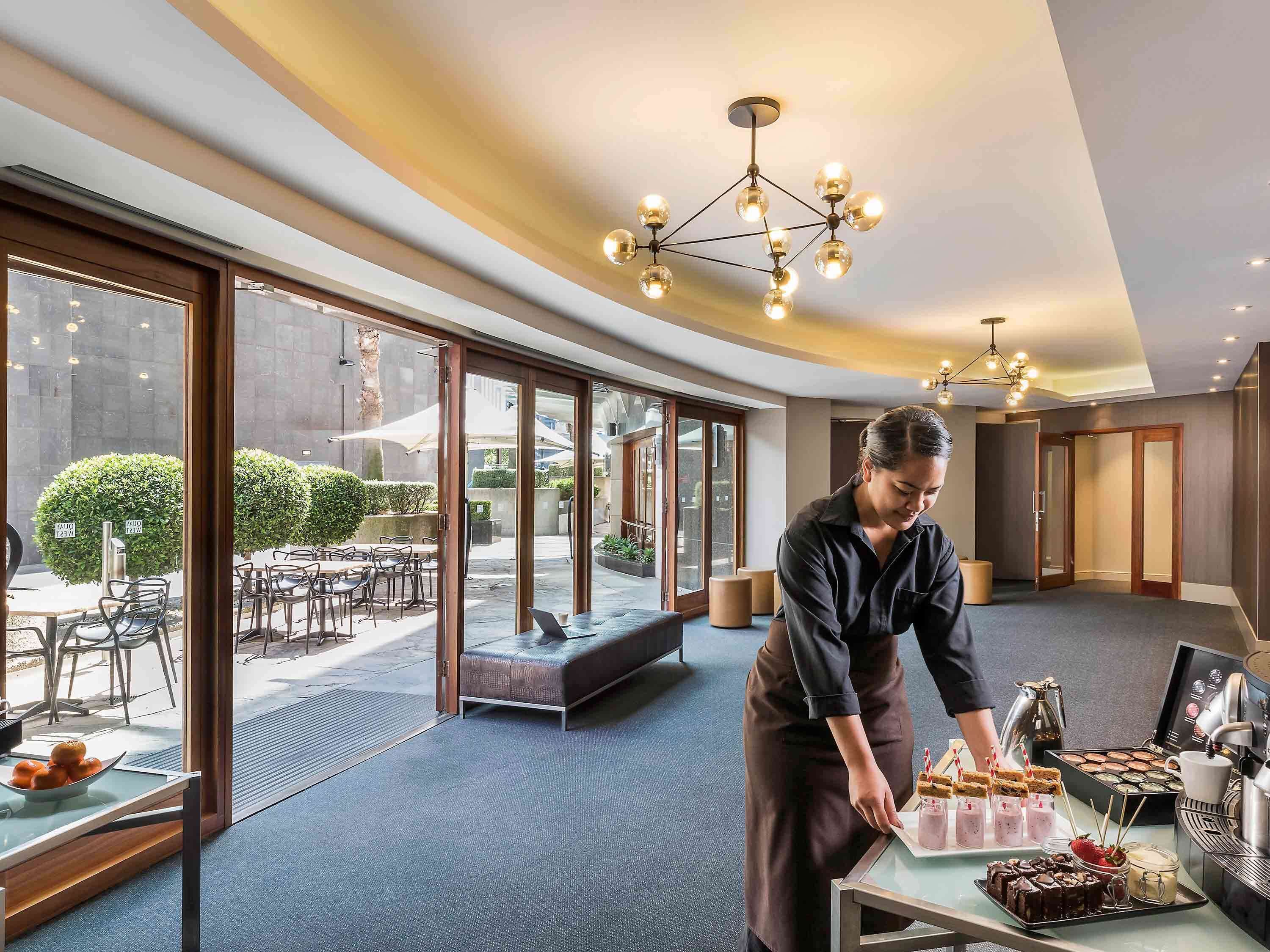 Quay West Suites Melbourne — image 28