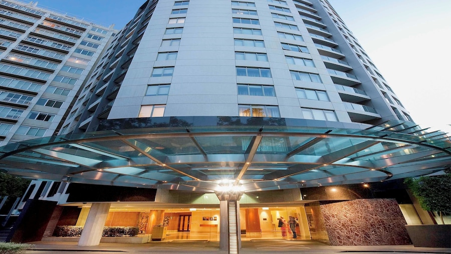 Quay West Suites Melbourne