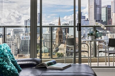 Quay West Suites Melbourne