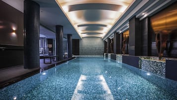 Piscine couverte