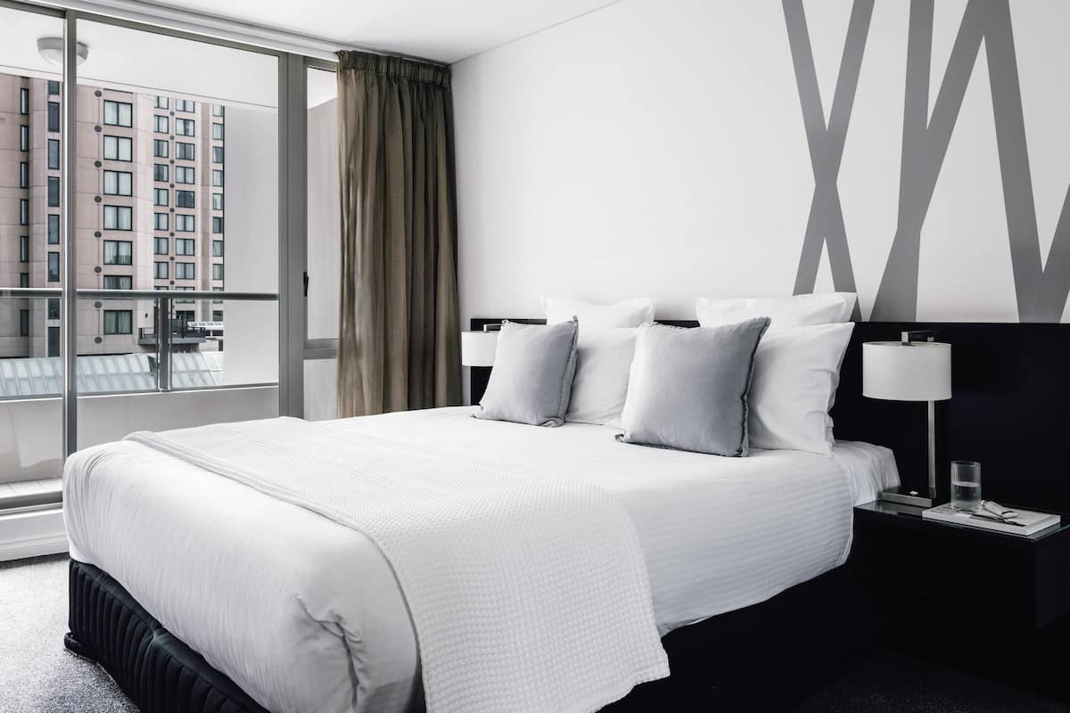 Premium bedding, down duvets, in-room safe, laptop workspace