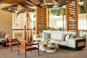 Hotel entrance and lobby at Mauna Lani, Auberge Collection