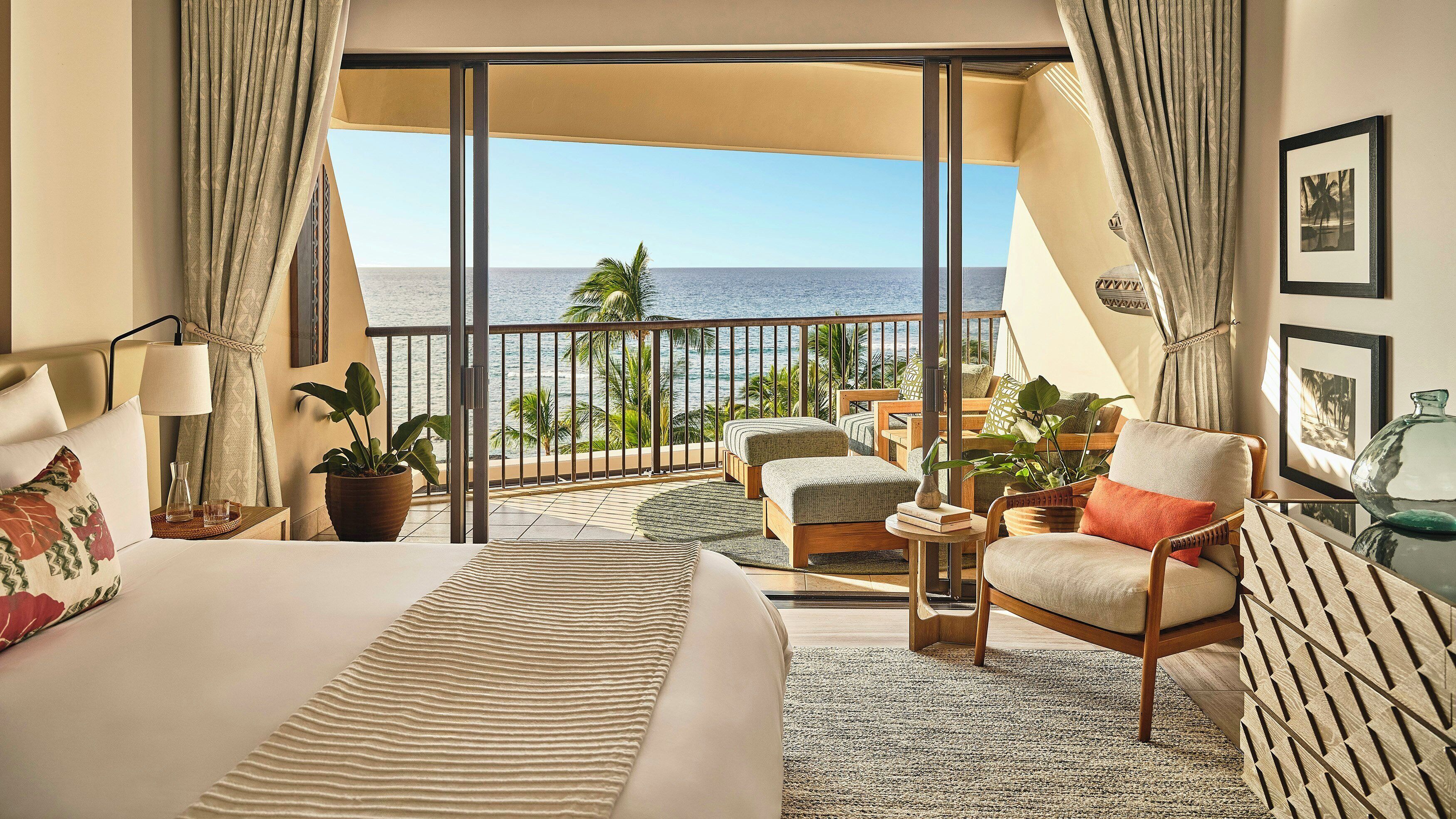 Premium bedding, minibar, in-room safe, iron/ironing board