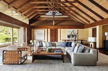 Villa, 2 Bedrooms, Oceanfront (Residence) | Living room | 40-inch LCD TV with cable channels, TV, pay movies at Mauna Lani, Auberge Collection