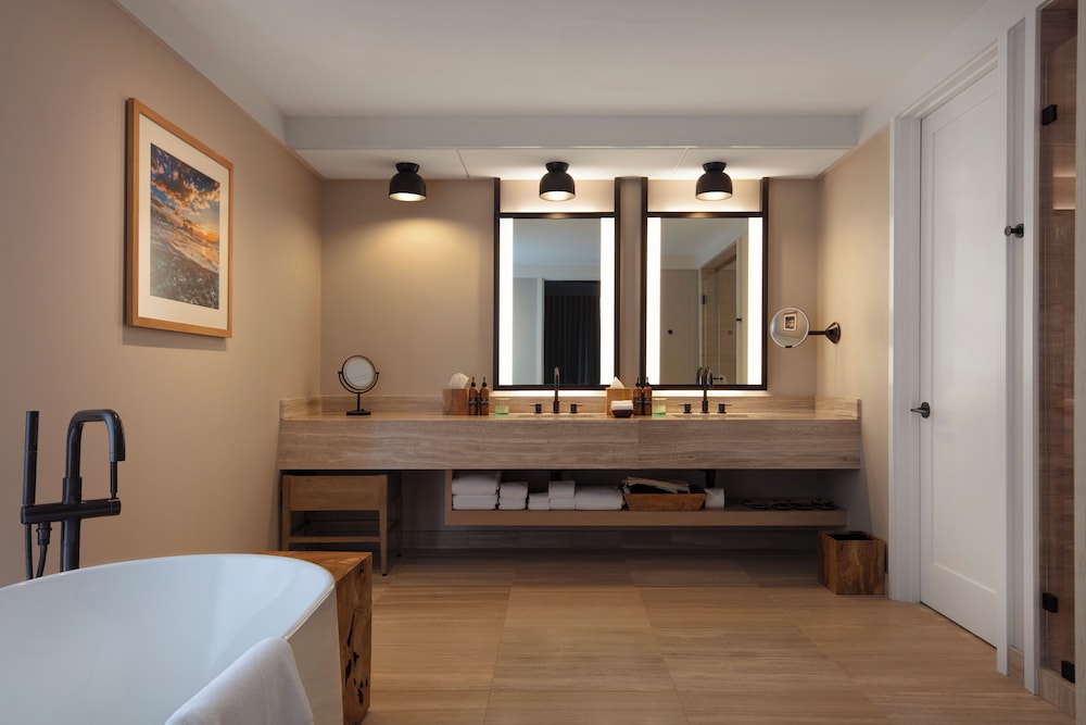 Mauna Lani, Auberge Resorts Collection by null