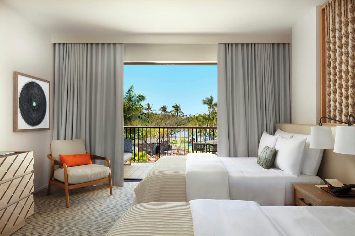 Premium bedding, minibar, in-room safe, iron/ironing board