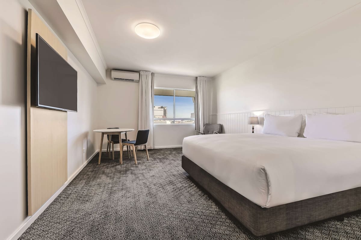 In-room safe, iron/ironing board, free WiFi, bed sheets