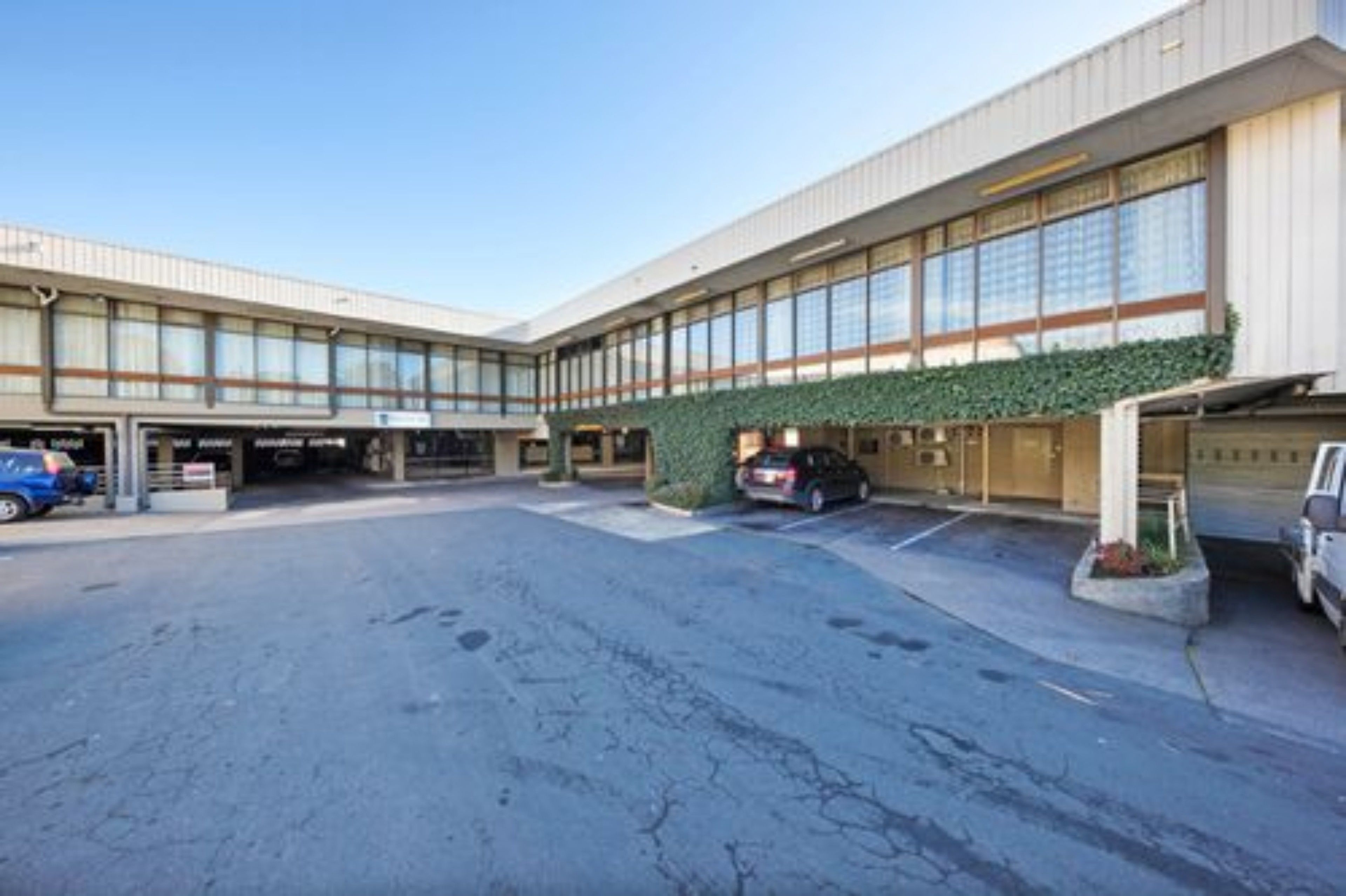 Photo - Belconnen Way Hotel & Serviced Apartments