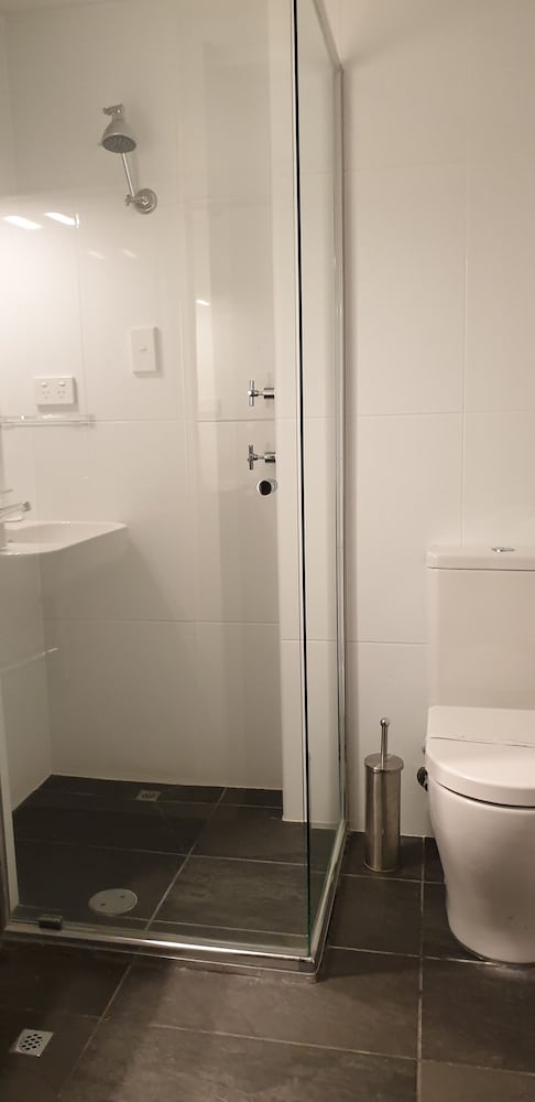 Belconnen Way Hotel & Serviced Apartments by null