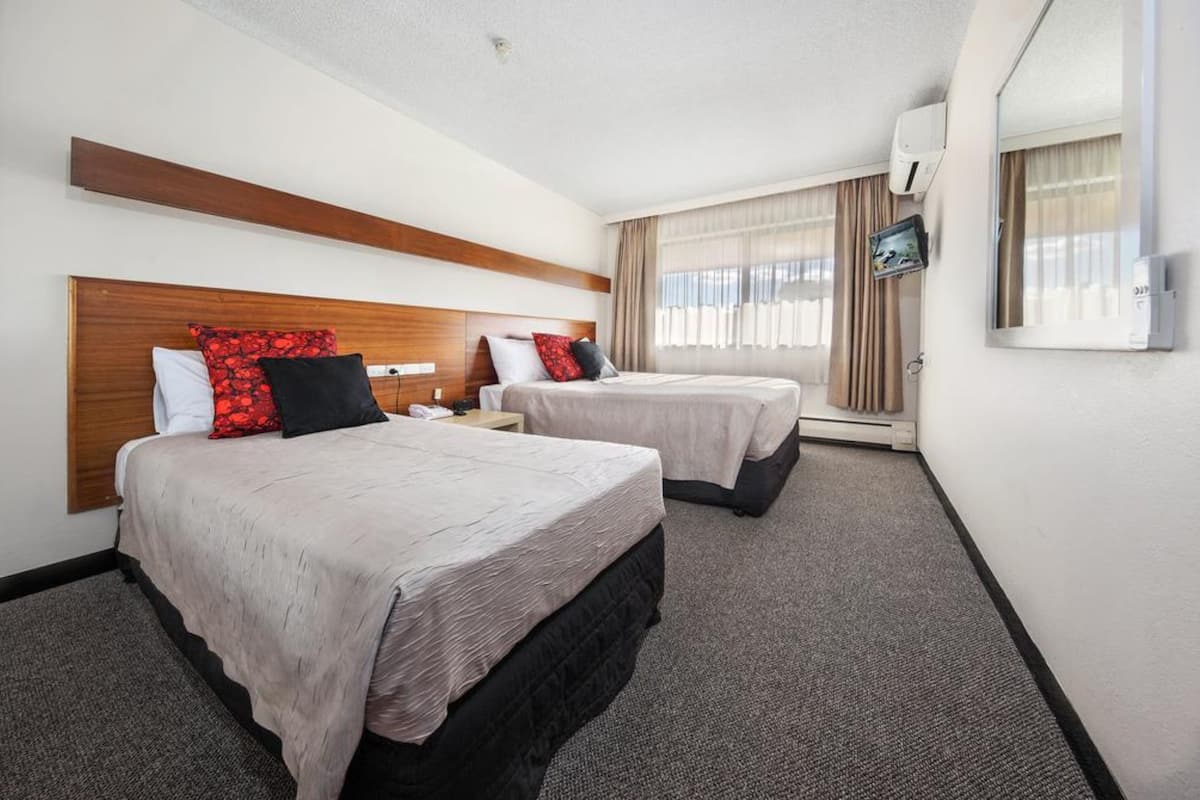 1 Schlafzimmer, Schreibtisch, Verdunkelungsvorhänge