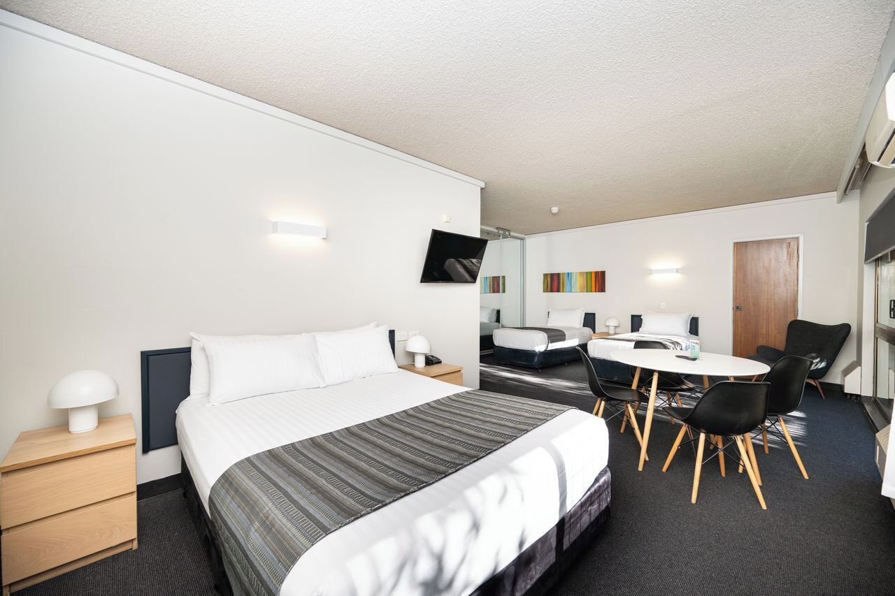 Photo - Belconnen Way Hotel & Serviced Apartments