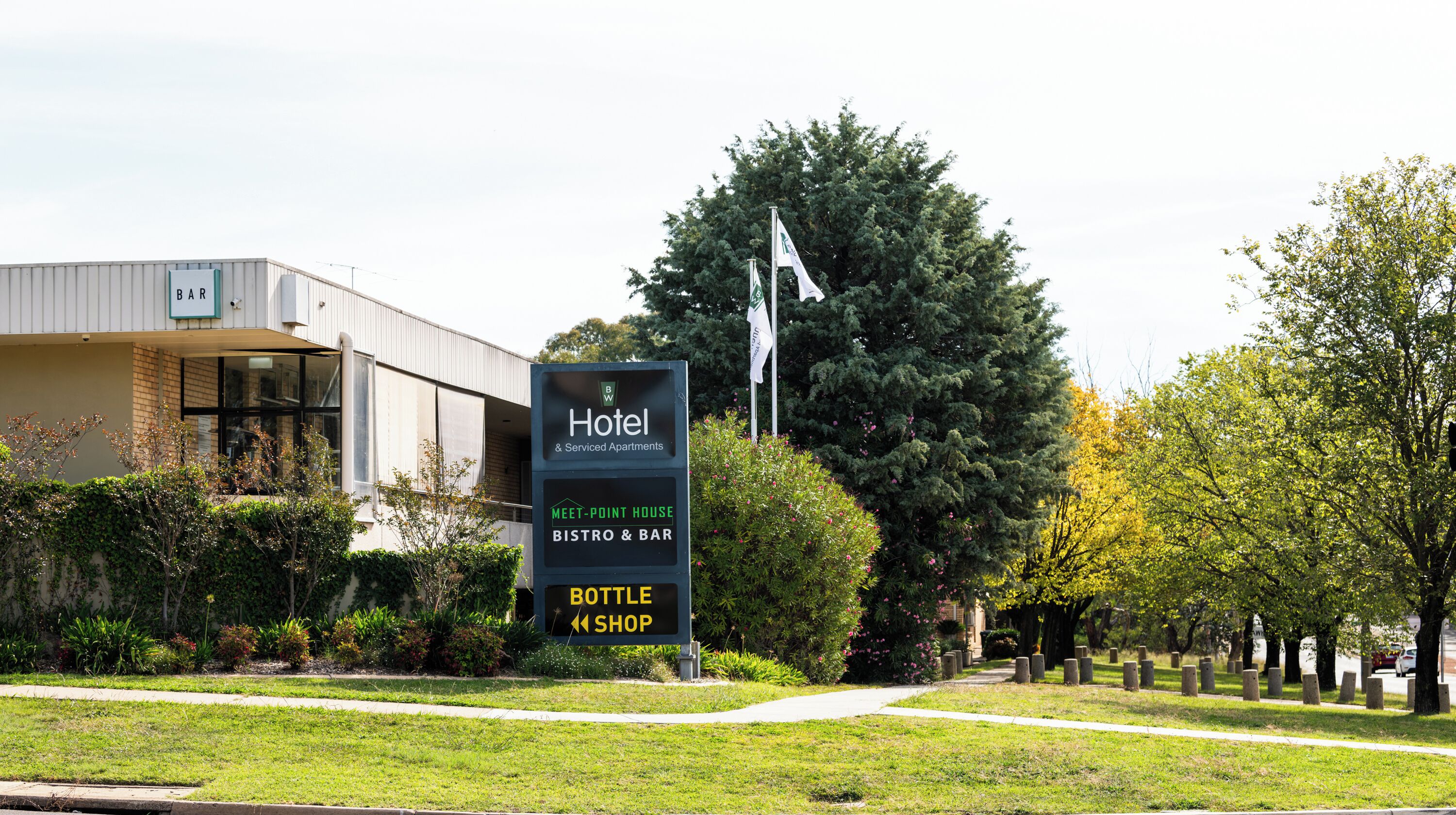Photo - Belconnen Way Hotel & Serviced Apartments