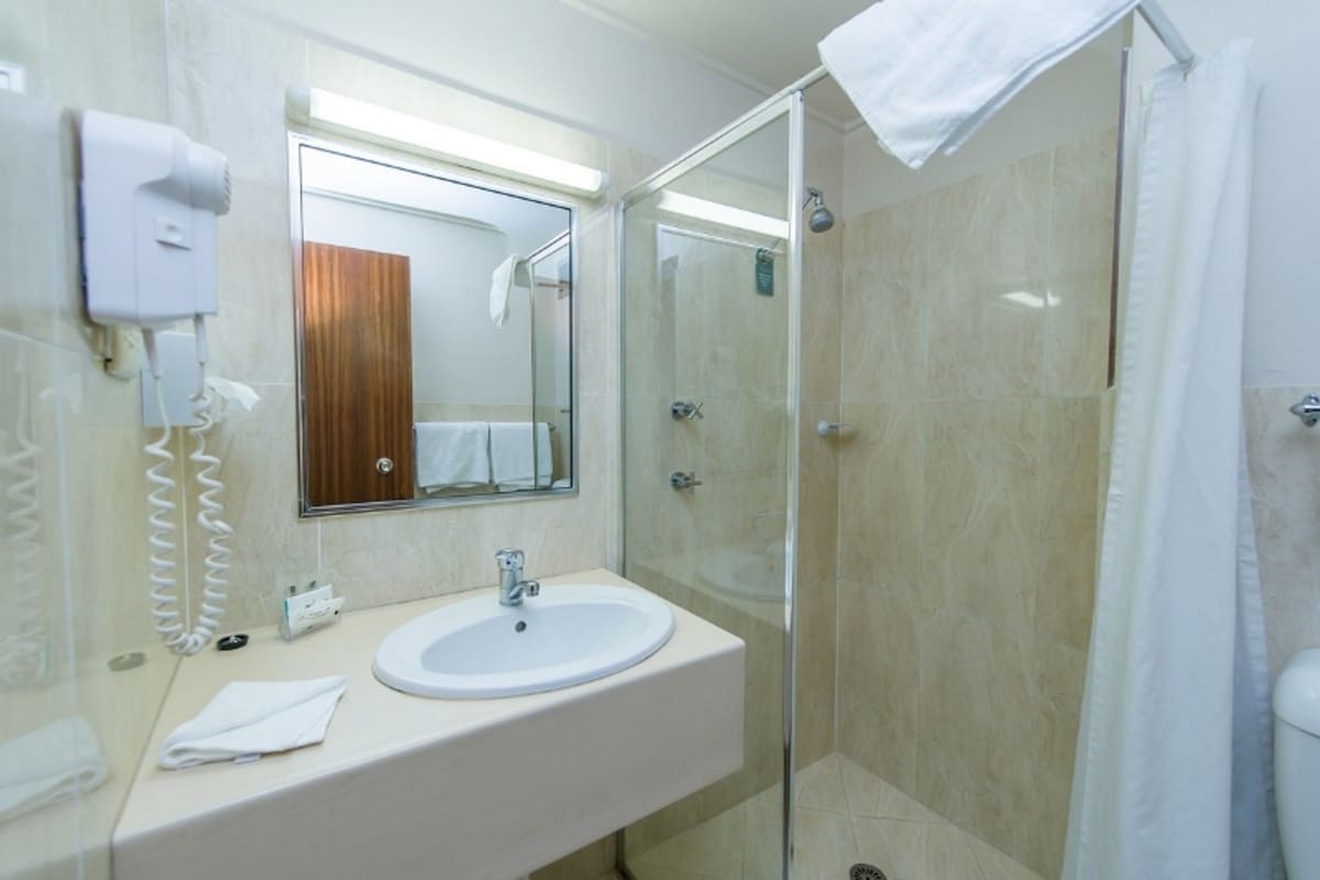Belconnen Way Hotel Motel and Serviced Apartments