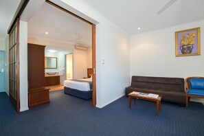In-room safe, desk, iron/ironing board, free WiFi