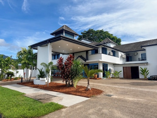 Cairns Southgate Hotel