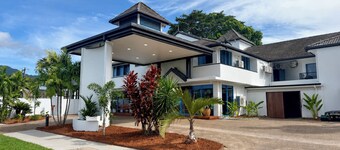 Cairns Southgate Hotel