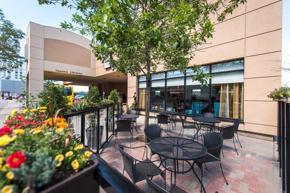 Exterior - Hilton Garden Inn Saskatoon Downtown (Saskatoon)