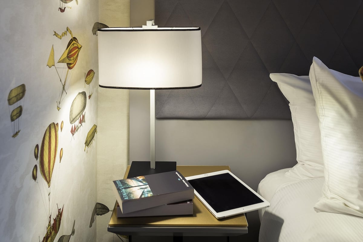Minibar, in-room safe, individually decorated, individually furnished