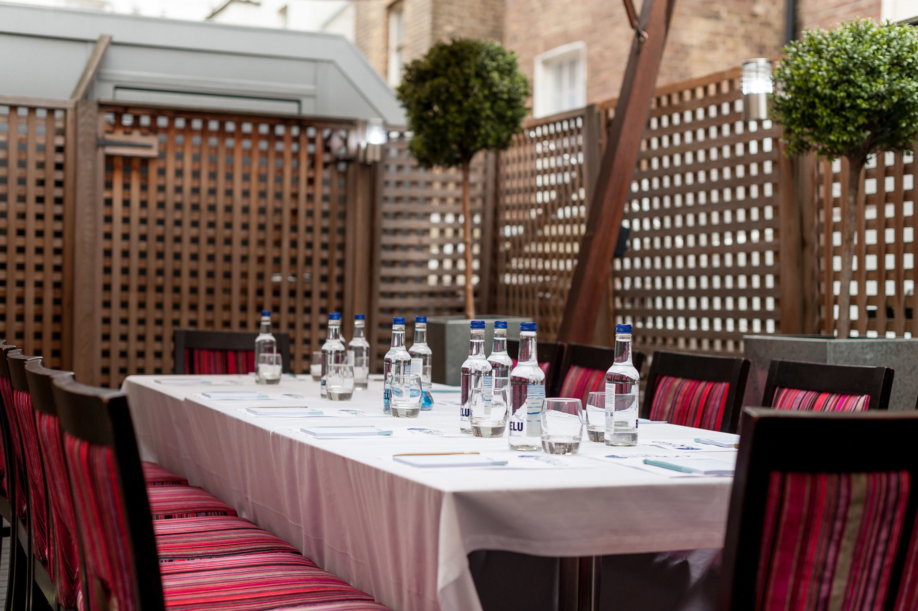 breakfast, lunch, dinner served; italian cuisine, garden views