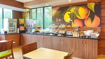 Tägliches inbegriffenes Frühstücksbuffet