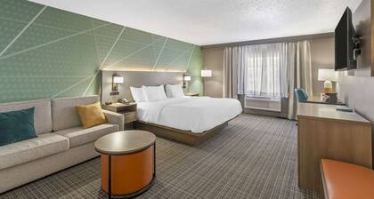 Comfort Inn & Suites Louisville Airport Fair & Expo