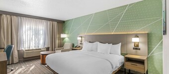 Comfort Inn & Suites Louisville Airport Fair & Expo