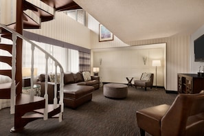 Presidential Suite, 1 King Bed, Smoking (Bi-Level, One-Bedroom) | In-room safe, desk, laptop workspace, blackout curtains