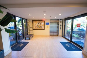Elevator