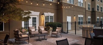 เรสซิเดนซ์อินน์ บายแมริออท ราเลห์ แครบทรี