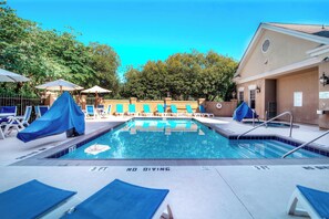 Seasonal outdoor pool
