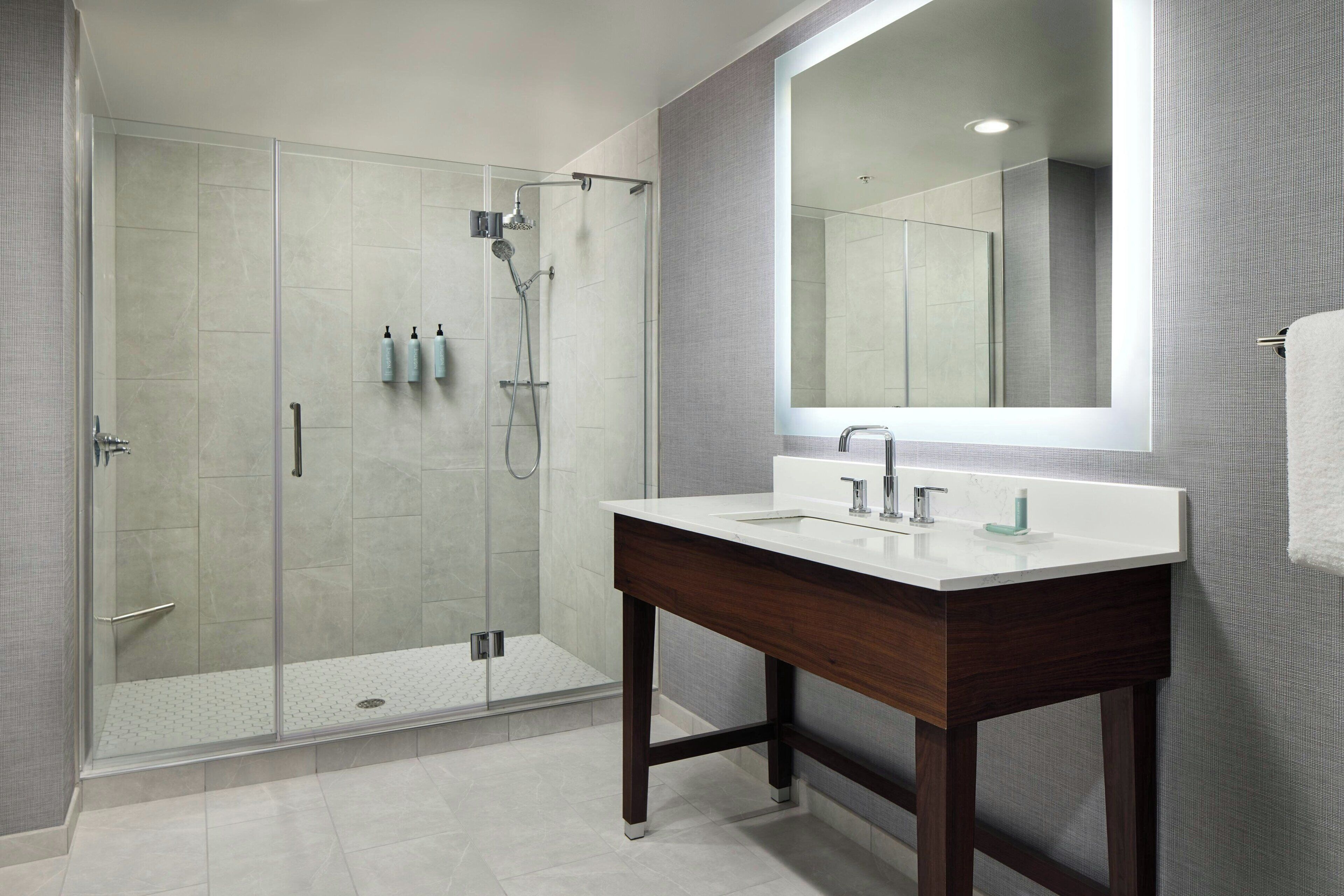 executive suite, 1 king bed with sofa bed, non smoking | desk, iron/ironing board, free cots/infant beds, free wifi