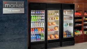 A refrigerated display case with various beverages and snacks. - Residence Inn by Marriott Washington, DC/Dupont Circle (Washington)