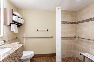 La Quinta Inn Suites by Wyndham Pigeon Forge