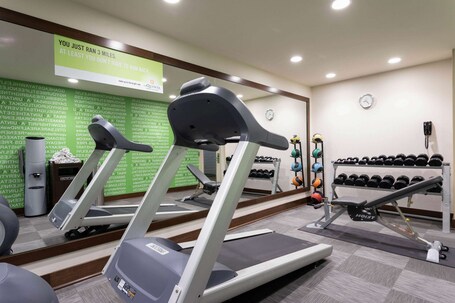 La Quinta Inn Suites by Wyndham Pigeon Forge - Image 40