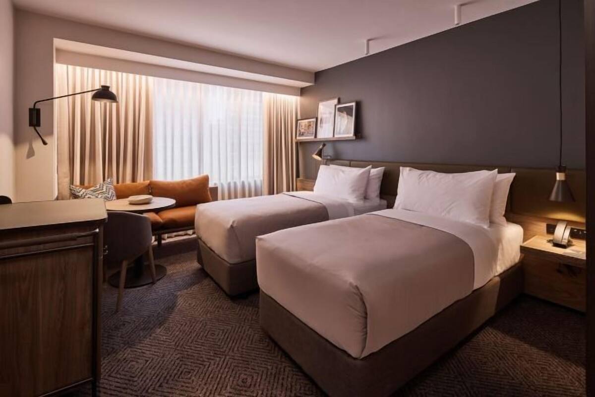 Hochwertige Bettwaren, Pillowtop-Betten, Minibar, Zimmersafe